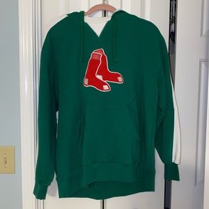 Boston Res Sox green hoodie